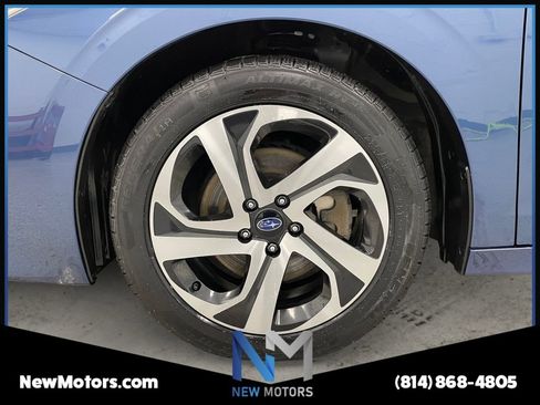 Used 2022 Subaru Legacy Limited image 12
