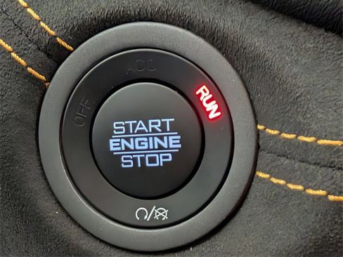 Used 2022 Dodge Durango R/T w/ Hemi Orange Plus Package image 25