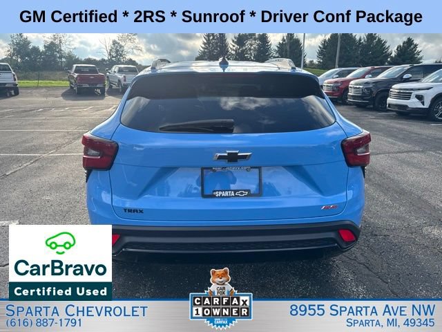 Used 2024 Chevrolet Trax RS w/ Sunroof Package FWD image 4