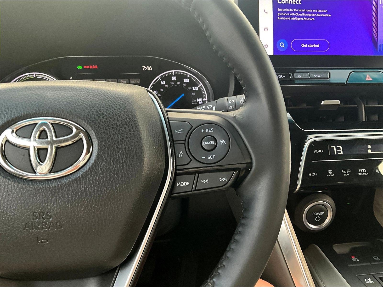 Used 2024 Toyota Venza XLE AWD/4WD image 12