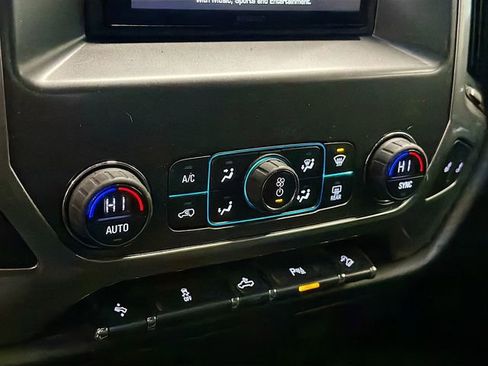 Used 2017 Chevrolet Silverado 1500 LT w/ All Star Edition image 15