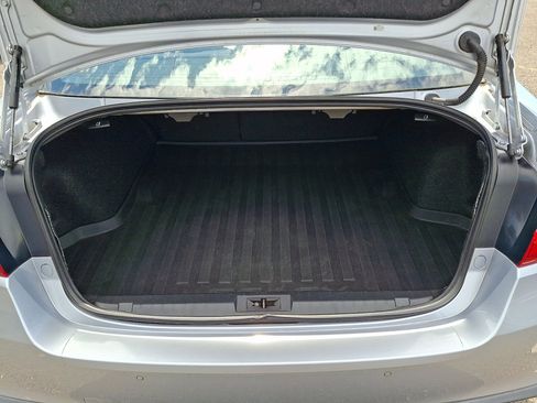 Used 2018 Subaru Legacy 2.5i Sport AWD/4WD image 17