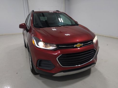 Used 2022 Chevrolet Trax LT w/ Driver Confidence Package AWD/4WD image 14