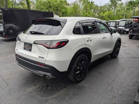 Used 2023 Honda HR-V Sport image 5