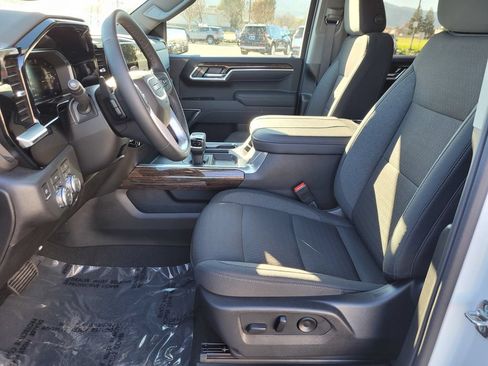 New 2026 GMC Sierra 1500 Elevation w/ Preferred Package AWD/4WD image 11
