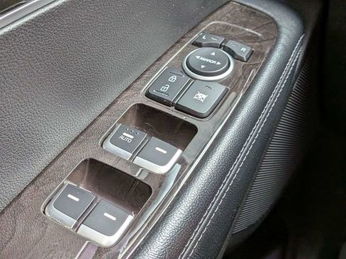 Used 2018 Kia Sorento L FWD image 21