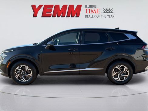 Used 2024 Kia Sportage LX FWD image 7