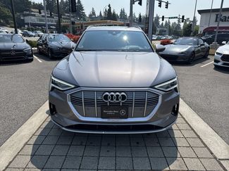 Used 2019 Audi e-tron Prestige w/ Prestige Package AWD/4WD video 2