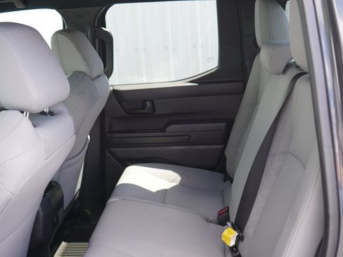 Used 2024 Toyota Tacoma SR5 AWD/4WD image 29