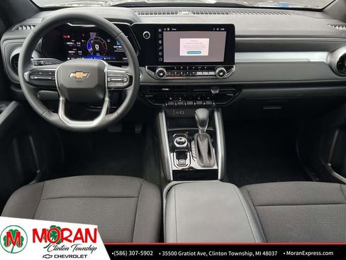 Certified 2024 Chevrolet Colorado LT w/ LT Convenience Package II AWD/4WD image 14