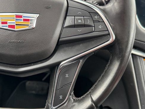 Used 2019 Cadillac XT5 Luxury image 35
