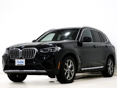 Used 2023 BMW X3 xDrive30i w/ Convenience Package image 3