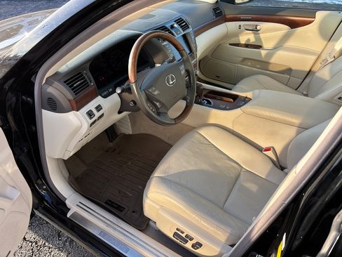 Used 2012 Lexus LS 460 AWD image 26