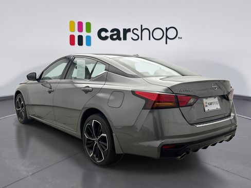 Used 2023 Nissan Altima 2.5 SR AWD/4WD image 3