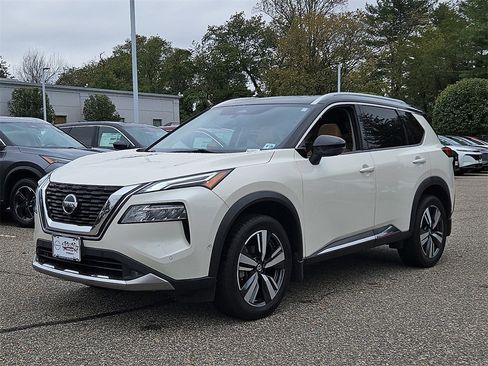 Certified 2021 Nissan Rogue Platinum image 3