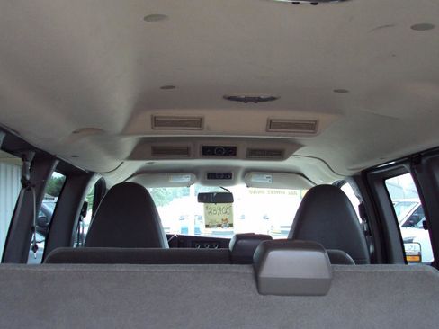 Used 2013 Chevrolet Express 1500 LS AWD/4WD image 9