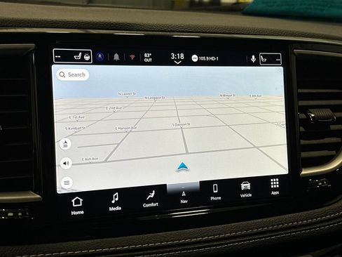 New 2027 Chrysler Pacifica Limited AWD/4WD image 20