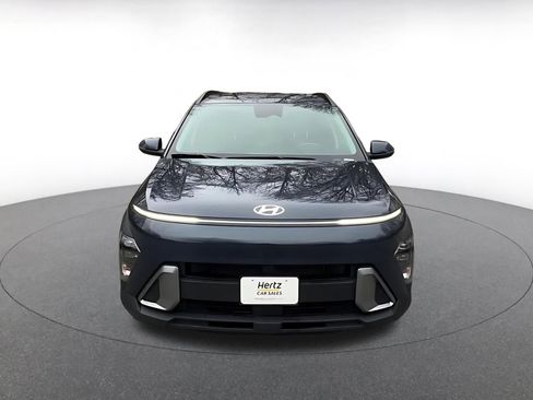 Used 2025 Hyundai Kona SEL image 4