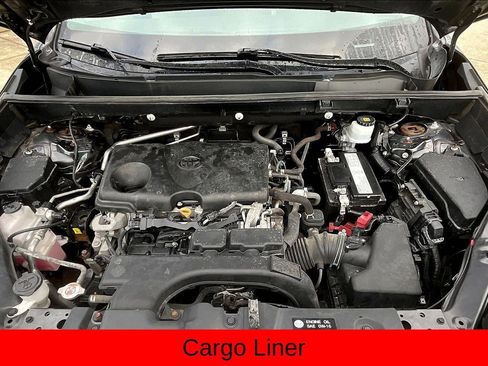 Used 2019 Toyota RAV4 XLE image 14