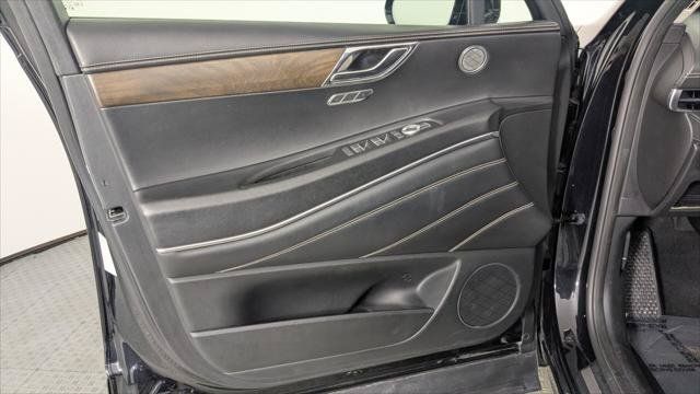 Used 2024 Genesis GV80 2.5T AWD/4WD image 12