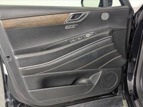Used 2024 Genesis GV80 2.5T AWD/4WD image 12