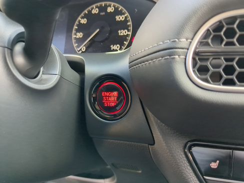 New 2026 Honda HR-V EX-L image 34