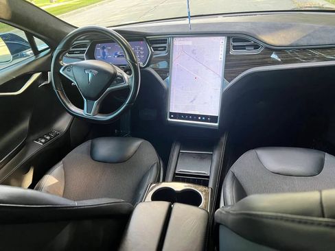 Used 2015 Tesla Model S 85D image 23