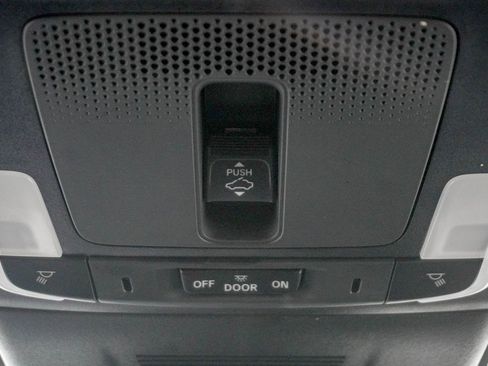 Certified 2025 Honda CR-V Sport Touring image 28