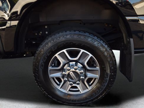 Used 2024 Ford F350 Lariat w/ Lariat Ultimate Package AWD/4WD image 7