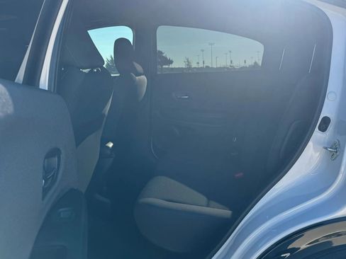 Used 2022 Honda HR-V Sport image 25
