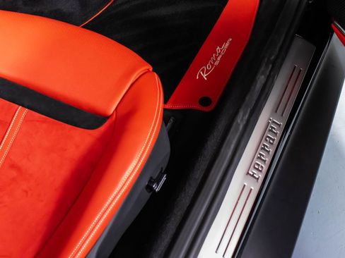 Certified 2025 Ferrari Roma Spider RWD image 53