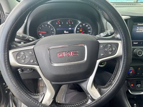 Used 2021 GMC Terrain SLT w/ Elevation Edition FWD image 4