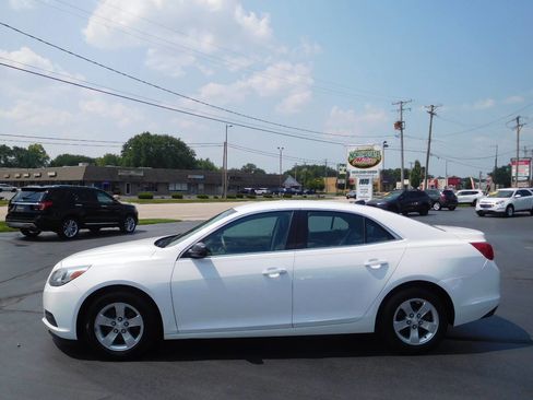 Used 2013 Chevrolet Malibu LS image 11
