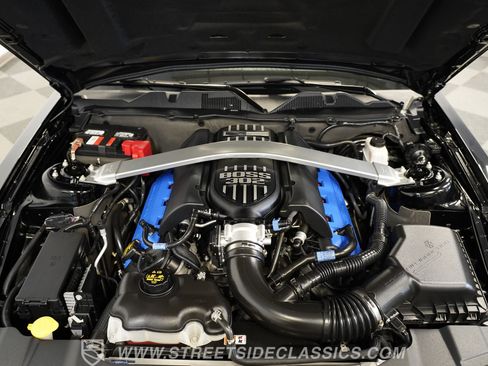 Used 2013 Ford Mustang Boss 302 RWD image 40