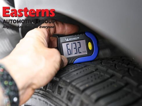 Used 2022 Kia Telluride LX image 28