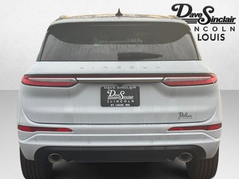 New 2026 Lincoln Corsair Premiere image 4