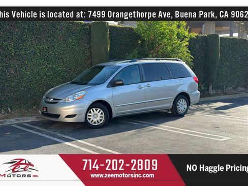 Used 2010 Toyota Sienna LE image 14
