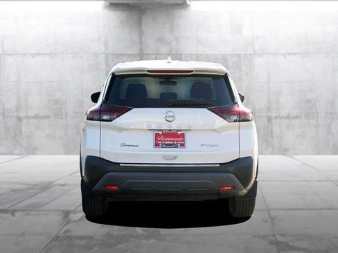Used 2021 Nissan Rogue SV image 6