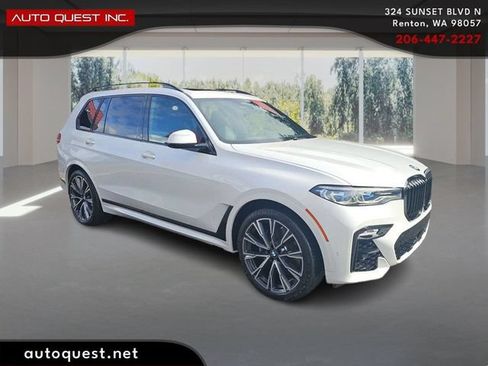 Used 2020 BMW X7 M50i AWD/4WD image 3