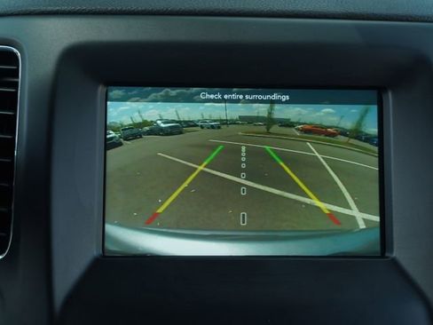 Used 2020 Jeep Compass Latitude w/ Cold Weather Group image 28