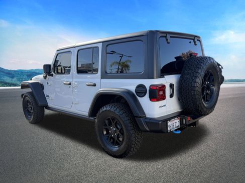 Certified 2024 Jeep Wrangler Unlimited AWD/4WD image 7