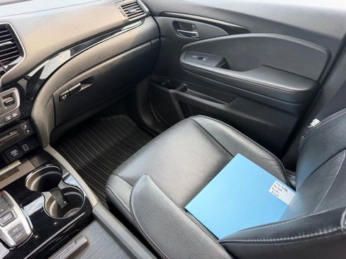 Used 2020 Honda Pilot Elite image 21