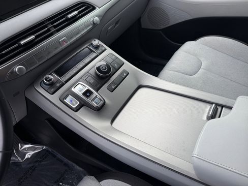 Used 2020 Hyundai Palisade SEL w/ Convenience Package image 13