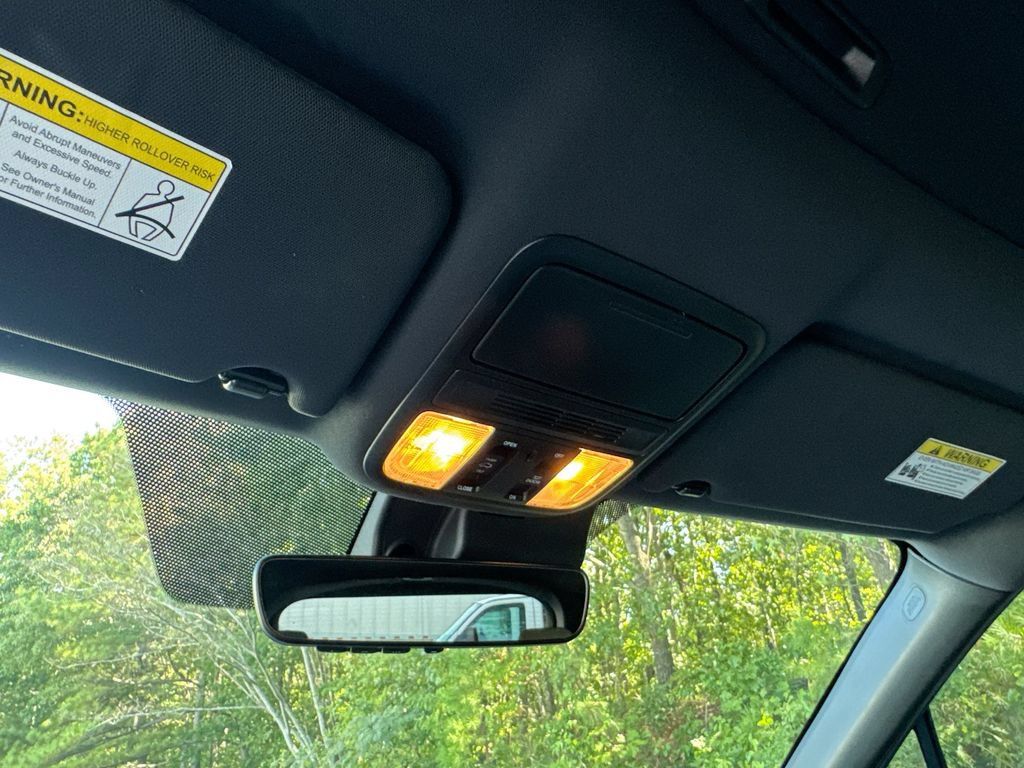 Used 2023 Honda Passport EX-L image 19