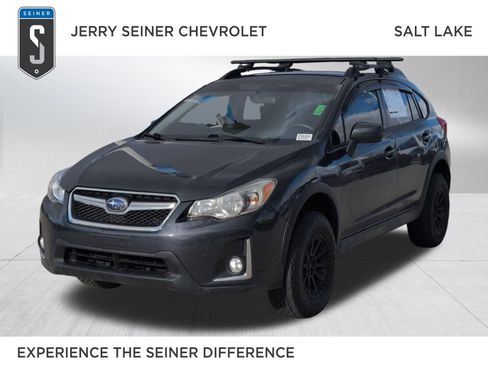 Used 2017 Subaru Crosstrek 2.0i Premium image 1