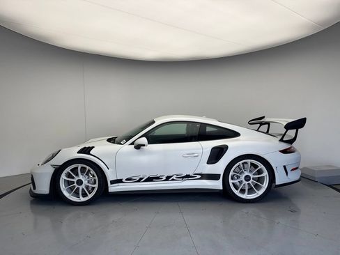 Certified 2019 Porsche 911 GT3 RS RWD image 2