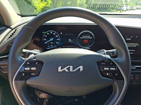 Used 2023 Kia Niro Wind FWD image 21