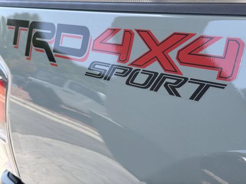 Used 2023 Toyota Tacoma TRD Sport AWD/4WD image 37