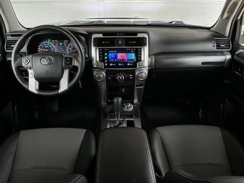 Used 2015 Toyota 4Runner SR5 image 4