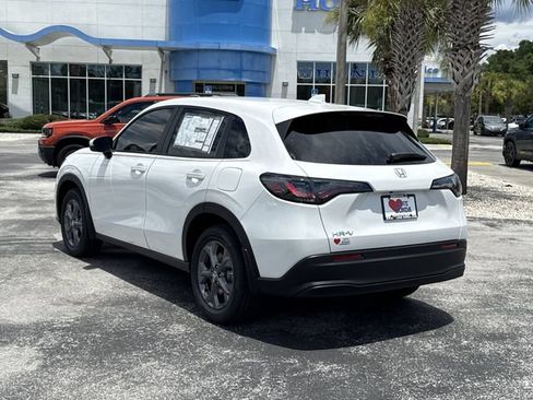 New 2027 Honda HR-V LX image 8